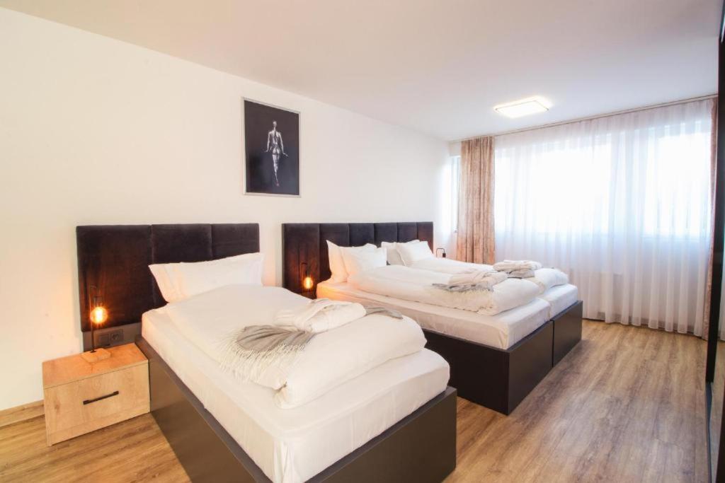 Hotel Dona Bergisch Gladbach Exterior foto