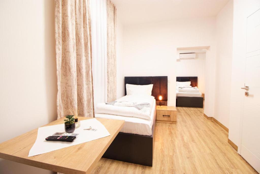 Hotel Dona Bergisch Gladbach Exterior foto